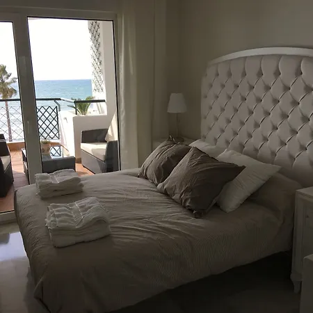 Mi Capricho Beachfront - Sitio De Calahonda Apartment